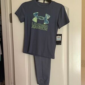 NWT Under Armour Kids jogger Set - Gray with Green Logo